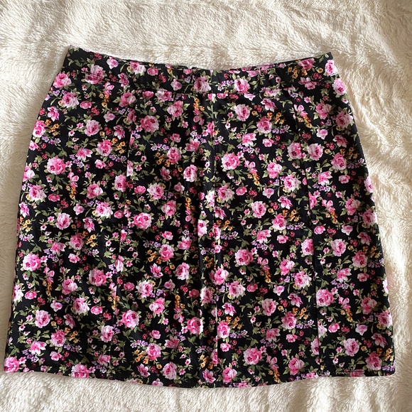 Floral Print Skirt - Forever 21 - Picture 1 of 3